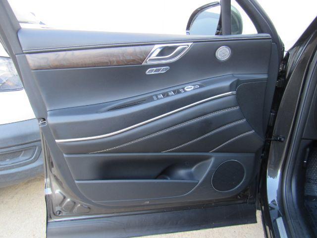 used 2024 Genesis GV80 car, priced at $37,777