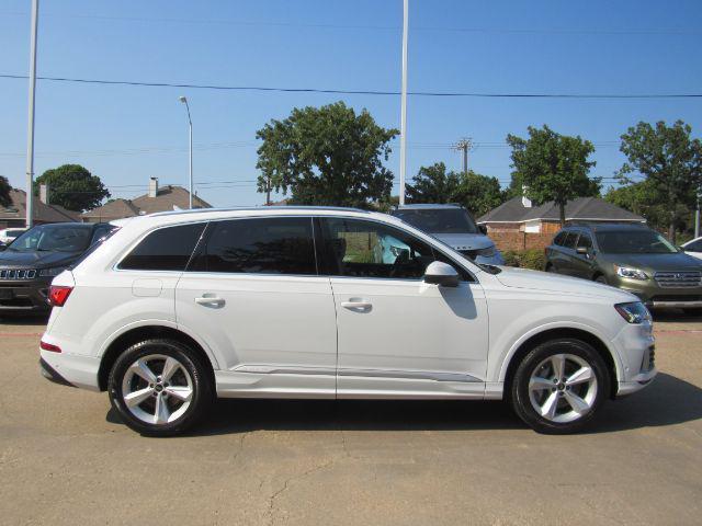 used 2023 Audi Q7 car, priced at $37,900