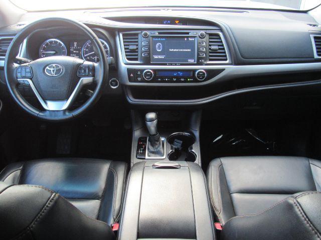 used 2016 Toyota Highlander car, priced at $16,990