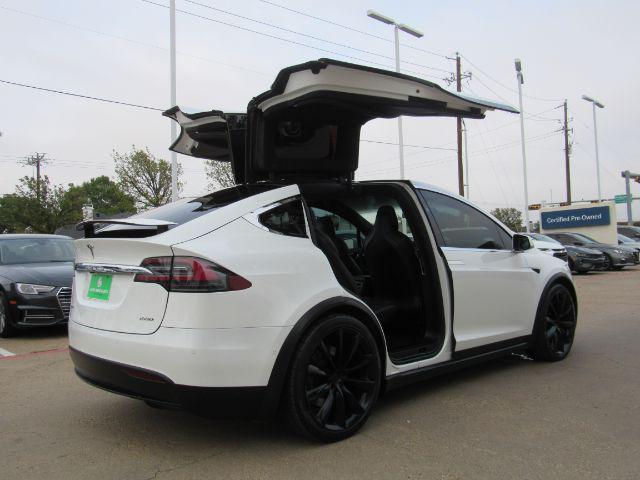 used 2017 Tesla Model X car, priced at $31,400