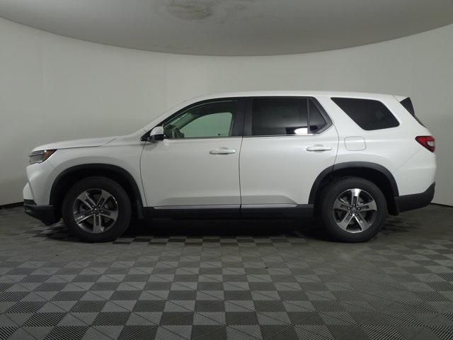 new 2025 Honda Pilot car, priced at $47,550
