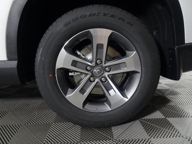 new 2025 Honda Pilot car, priced at $47,550