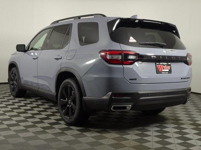 new 2025 Honda Pilot car, priced at $56,530
