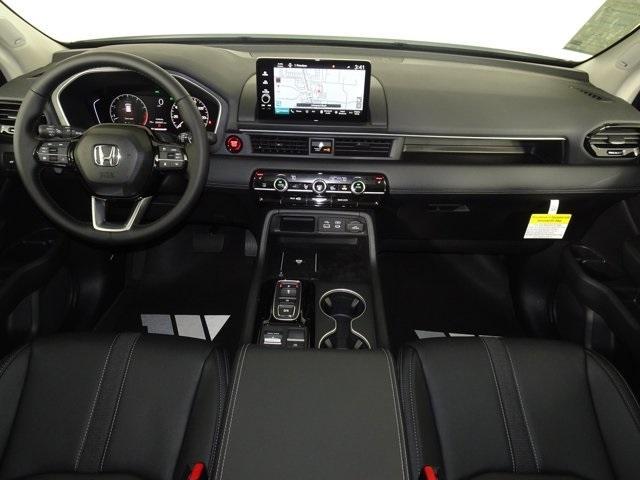 new 2025 Honda Pilot car, priced at $52,850