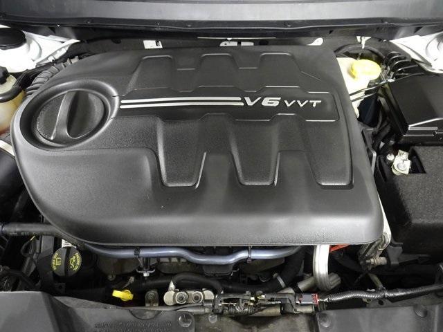 used 2017 Jeep Cherokee car, priced at $12,894
