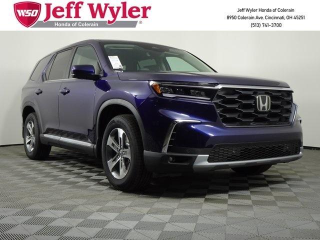 new 2025 Honda Pilot car, priced at $45,249