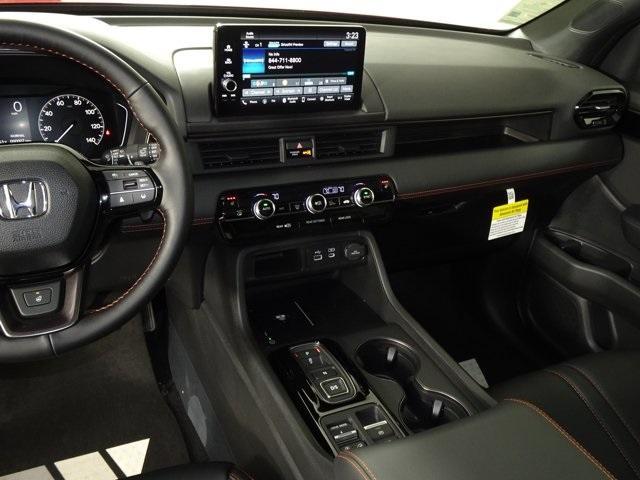 new 2025 Honda Pilot car, priced at $52,135