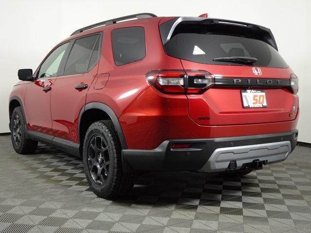 new 2025 Honda Pilot car, priced at $52,135