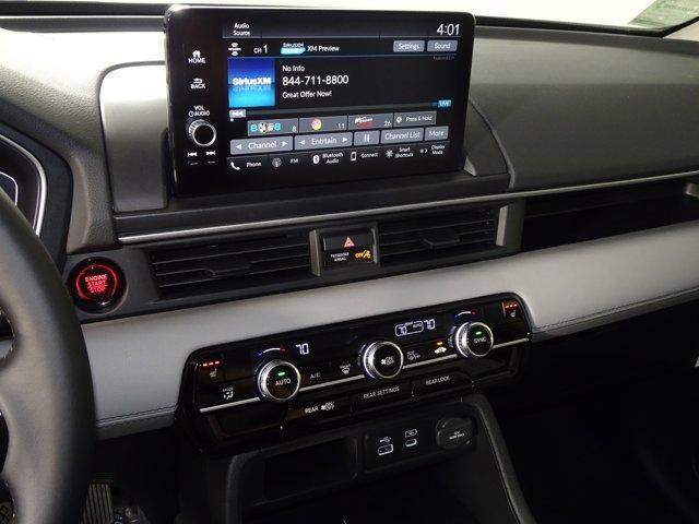 new 2025 Honda Pilot car, priced at $47,095