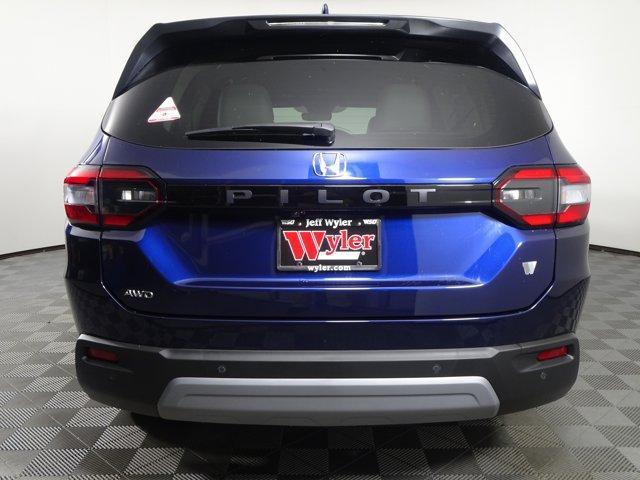 new 2025 Honda Pilot car, priced at $47,095