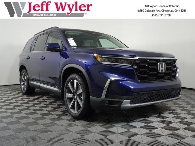new 2025 Honda Pilot car, priced at $54,575