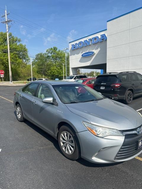 used 2015 Toyota Camry Hybrid car, priced at $8,350