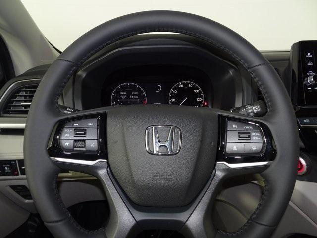 new 2026 Honda Odyssey car, priced at $44,290