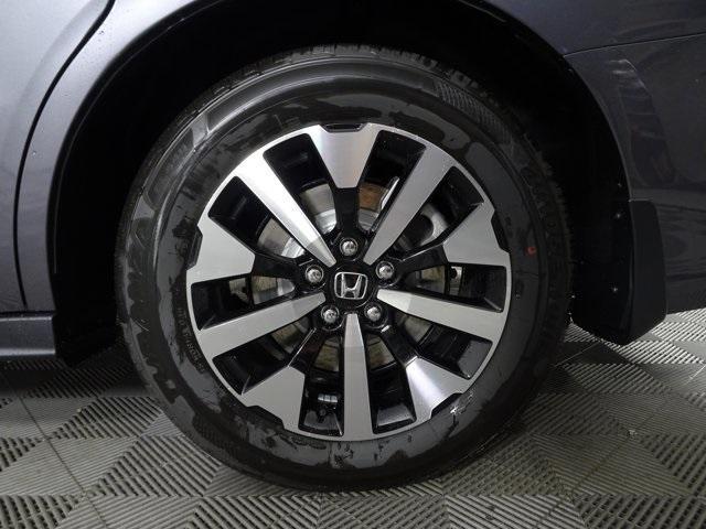 new 2026 Honda Odyssey car, priced at $44,290