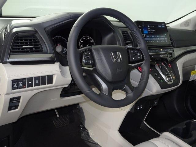 new 2026 Honda Odyssey car, priced at $44,290