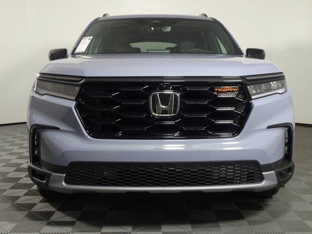 new 2025 Honda Pilot car, priced at $48,214