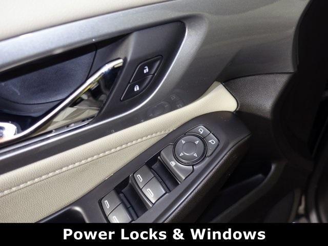 used 2022 Chevrolet Traverse car, priced at $20,563