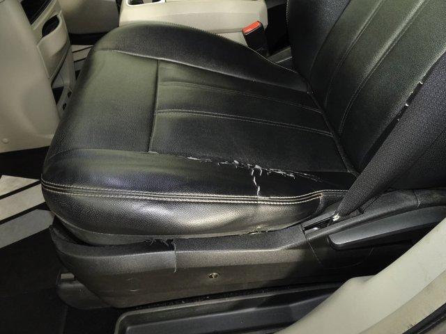 used 2015 Chrysler Town & Country car