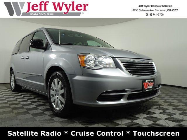 used 2015 Chrysler Town & Country car