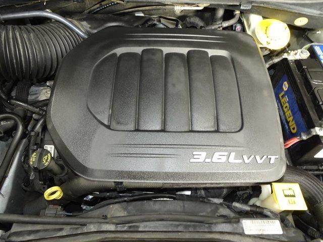 used 2015 Chrysler Town & Country car