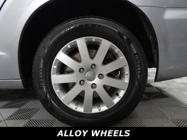 used 2015 Chrysler Town & Country car