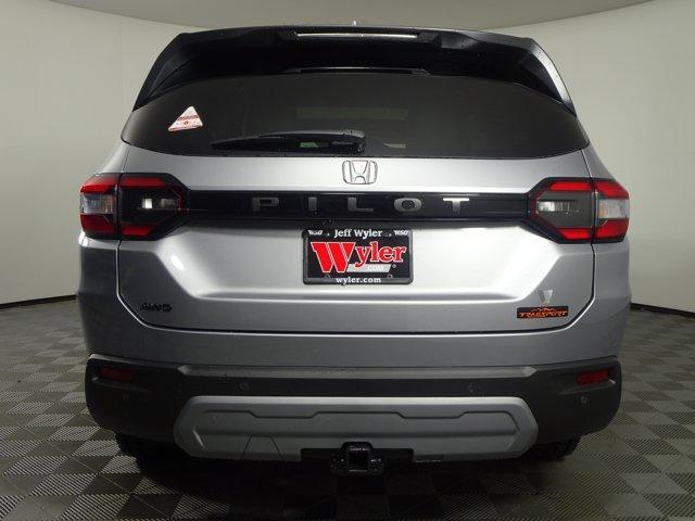 new 2025 Honda Pilot car, priced at $48,068