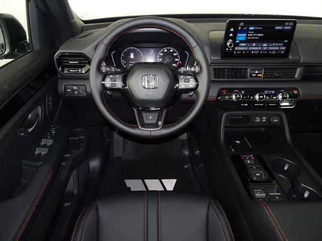 new 2025 Honda Pilot car, priced at $48,068