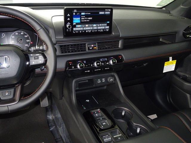 new 2025 Honda Pilot car, priced at $48,068