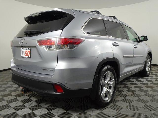 used 2016 Toyota Highlander car, priced at $25,311