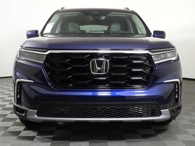 new 2025 Honda Pilot car, priced at $54,475