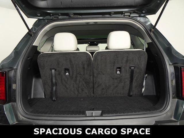 used 2023 Kia Sorento car, priced at $25,404