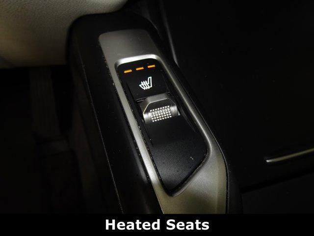 used 2023 Kia Sorento car, priced at $25,404