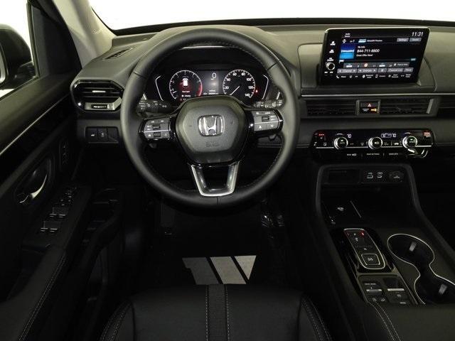 new 2025 Honda Pilot car, priced at $46,780