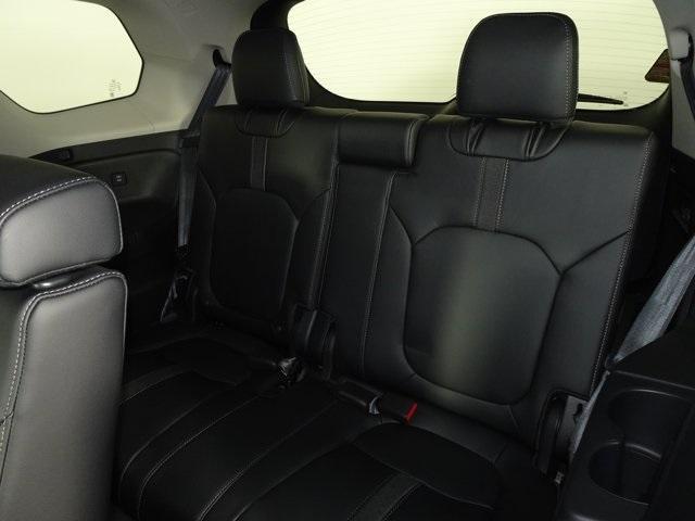 new 2025 Honda Pilot car, priced at $46,780
