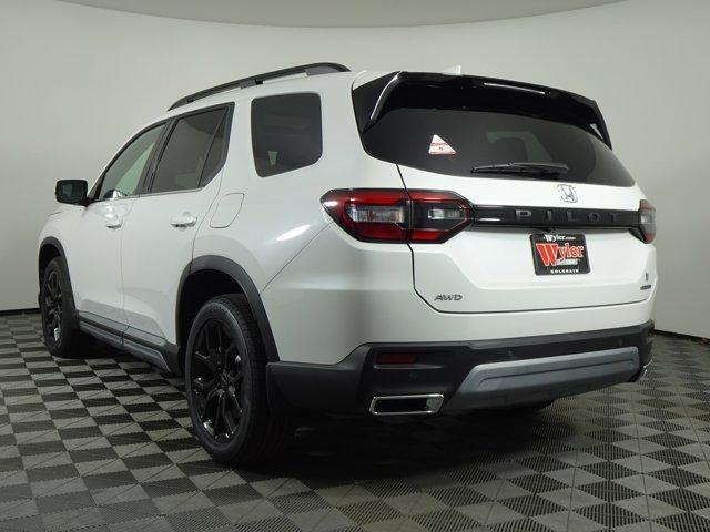 new 2025 Honda Pilot car, priced at $50,391