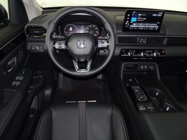 new 2025 Honda Pilot car, priced at $46,095