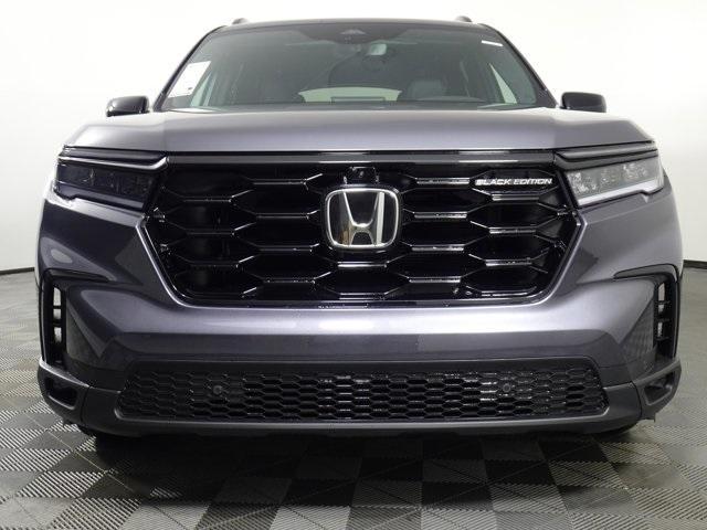 new 2025 Honda Pilot car, priced at $52,147