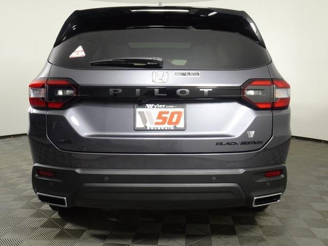 new 2025 Honda Pilot car, priced at $52,147