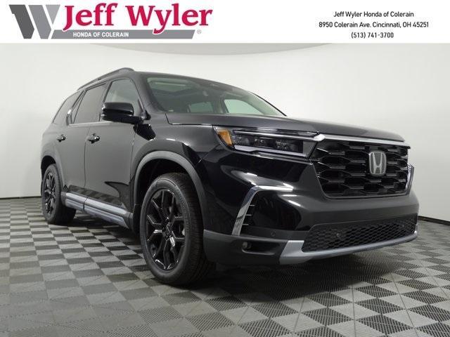 new 2025 Honda Pilot car, priced at $52,195