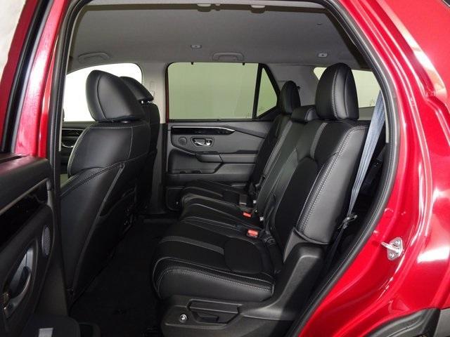 new 2025 Honda Pilot car, priced at $47,550