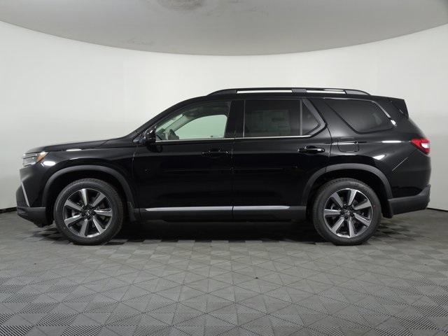 new 2025 Honda Pilot car, priced at $50,050