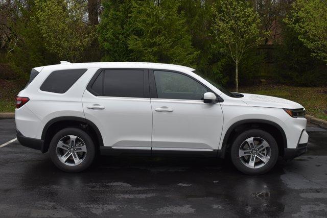 new 2025 Honda Pilot car, priced at $46,500