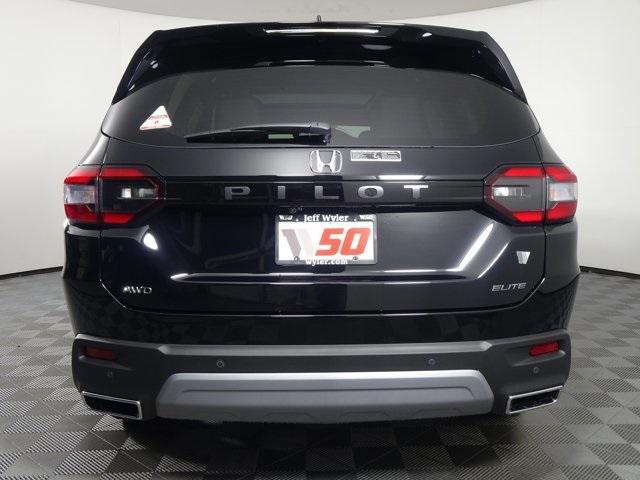 new 2025 Honda Pilot car, priced at $50,178