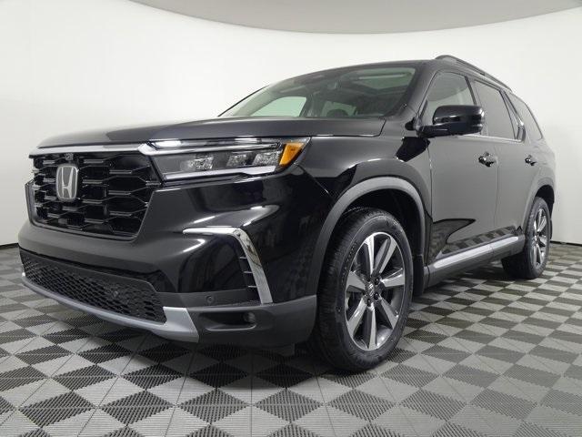 new 2025 Honda Pilot car, priced at $50,178