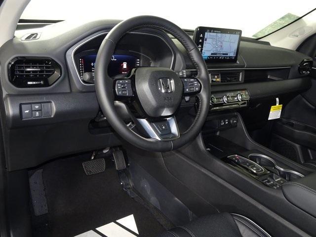 new 2025 Honda Pilot car, priced at $50,178