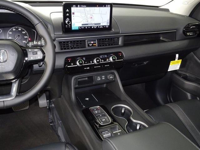 new 2025 Honda Pilot car, priced at $53,245