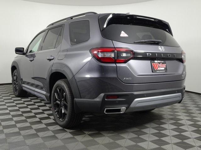 new 2025 Honda Pilot car, priced at $53,245