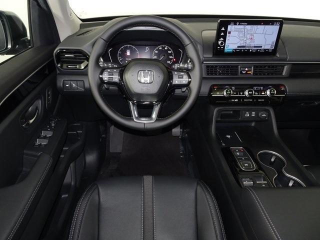 new 2025 Honda Pilot car, priced at $53,245