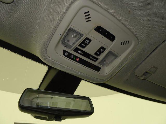 used 2021 Chevrolet Traverse car, priced at $29,166