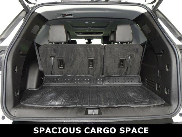 used 2021 Chevrolet Traverse car, priced at $29,166